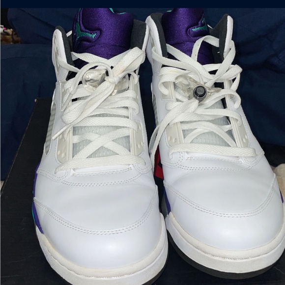 Nike air jordan retro grape 5’s size 12 excellent condition with og box - Picture 3 of 5